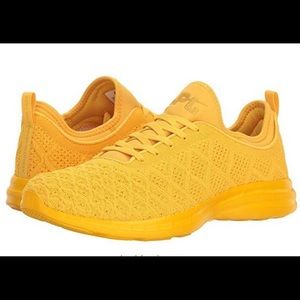 APL Techloom Sneakers